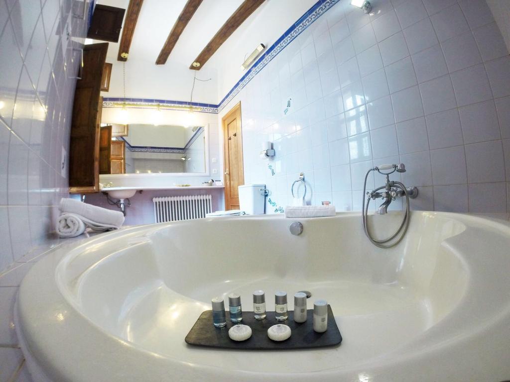 Hospederia Virgen De La Fuente Hotel Penarroya De Tastavins ภายนอก รูปภาพ