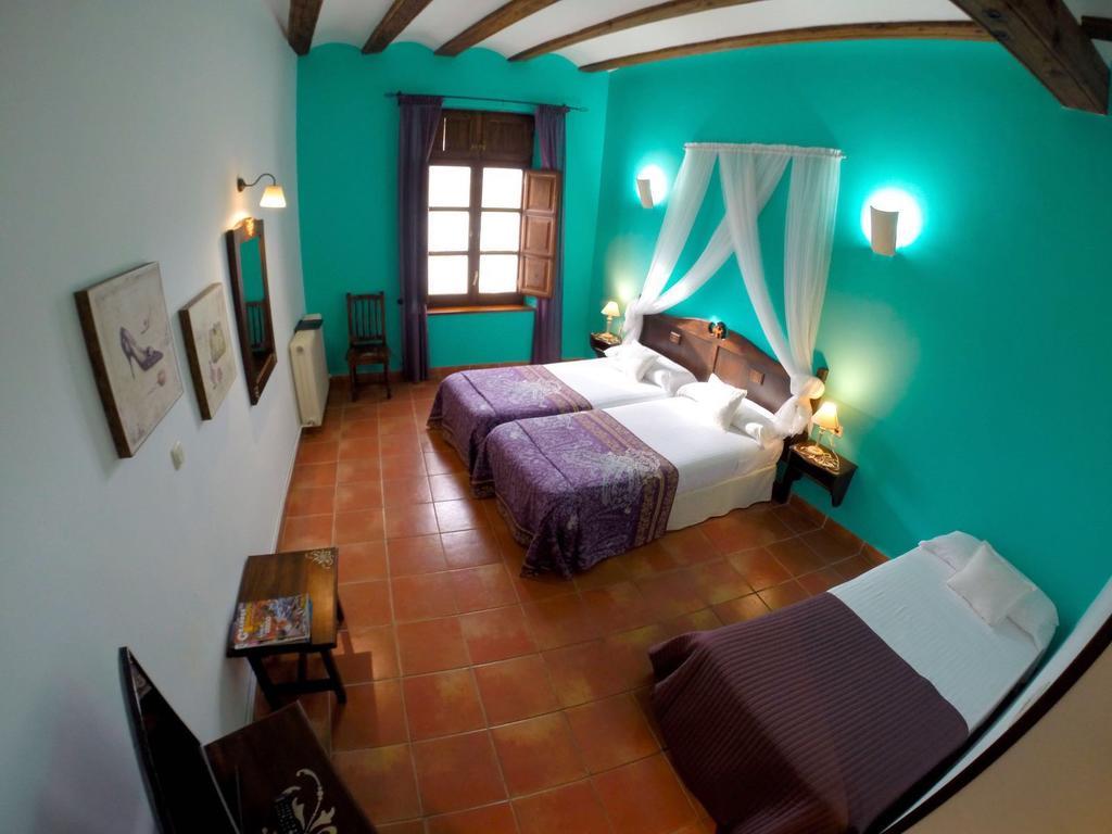 Hospederia Virgen De La Fuente Hotel Penarroya De Tastavins ภายนอก รูปภาพ