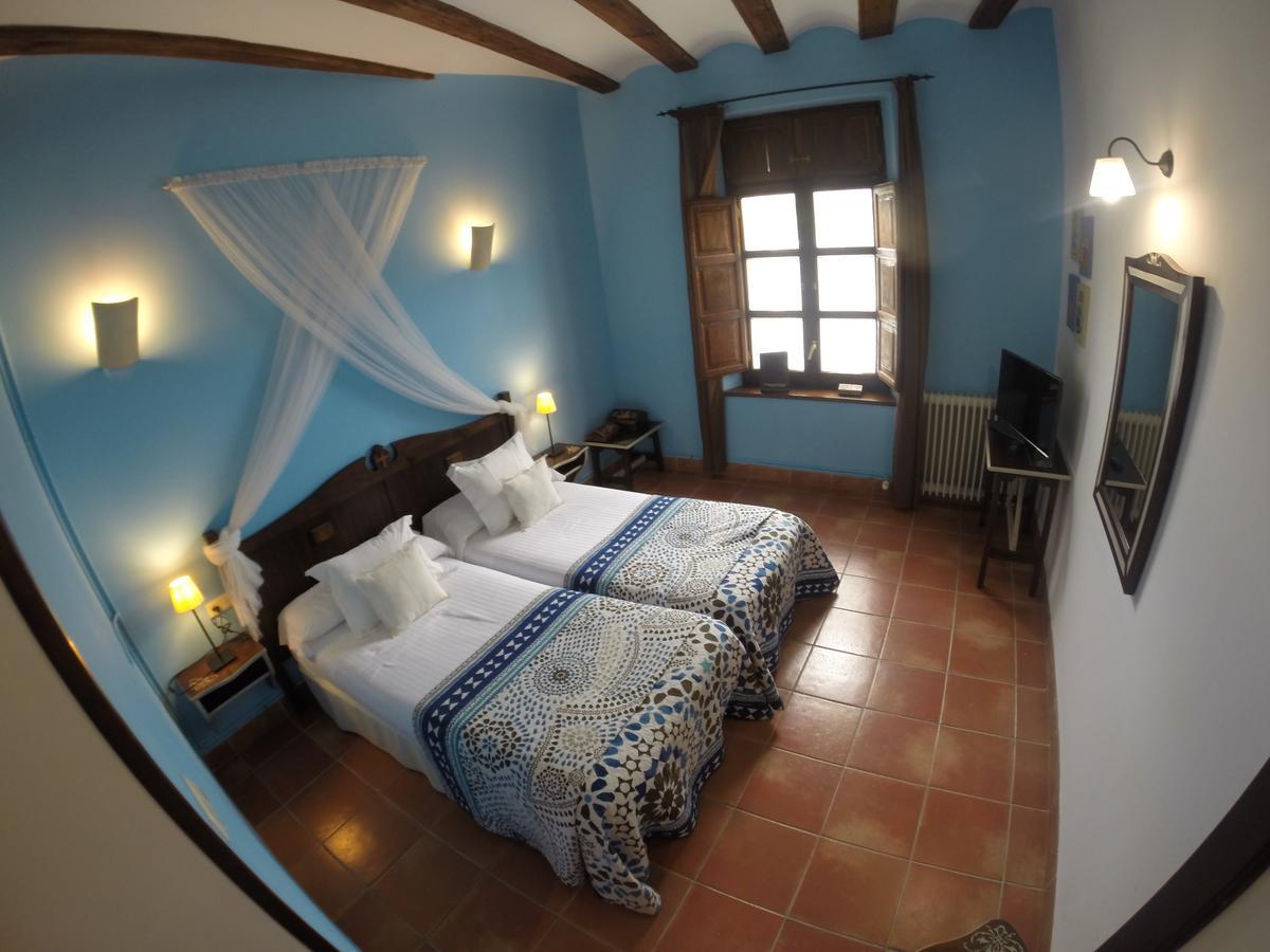 Hospederia Virgen De La Fuente Hotel Penarroya De Tastavins ภายนอก รูปภาพ